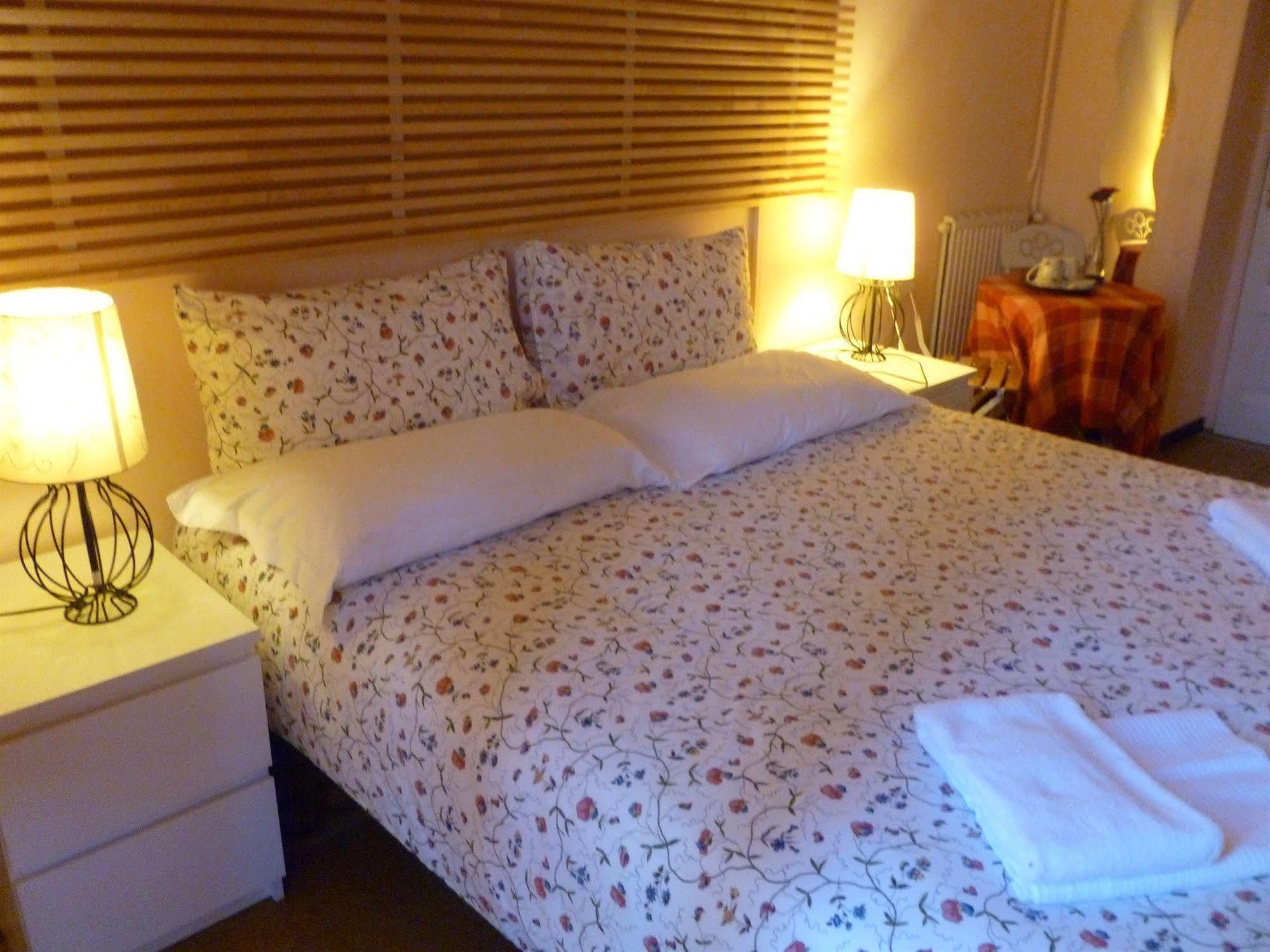 로마 카를로 알베르토 하우스 B&B 외부 사진